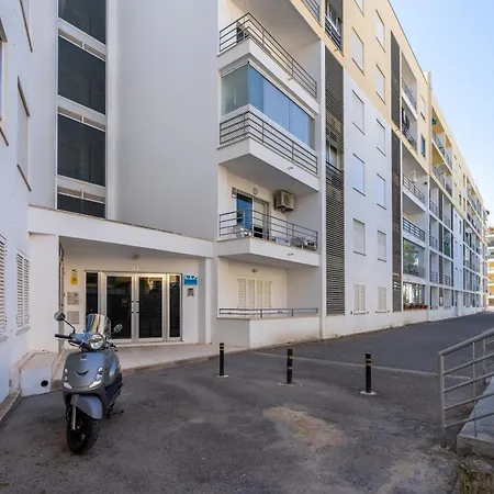 Hermanos 아파트 *