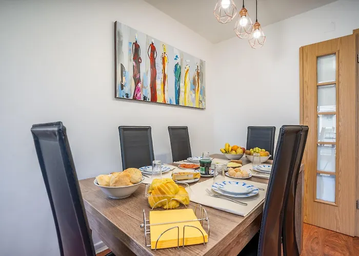 Apartament Hermanos *